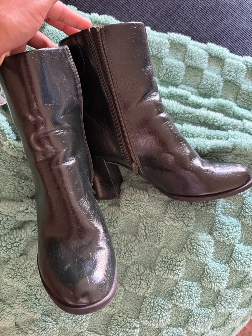 Women's Black Leather Mid-Calf Block Heel Boots